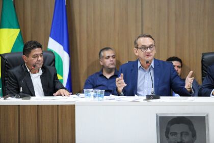 O assessor da Energisa durante a audiência pública